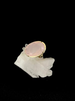 produto_100_1_img_8042-85a0d886fe0f886cc016976431337208-1024-1024-1.jpeg Anel Ouro e Quartzo Rosa