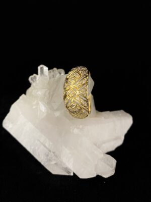 produto_101_1_img_8046-d5d48ffcb1e552e259169764723478911-3b711662708739fcb616976475794924-1024-1024-1.jpeg Anel Ouro Modelo Constelação de Diamantes