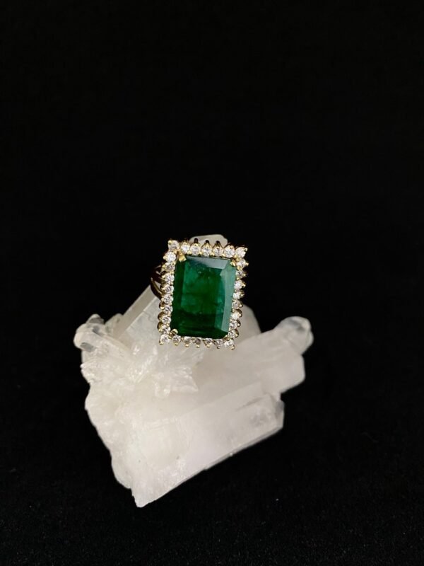 Anel Ouro, Esmeralda e Diamantes - Imagem 3