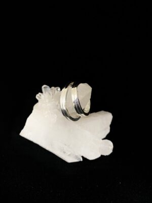 produto_139_1_img_8132-353bc9570309b7da5316983567315437-1024-1024-1.jpeg Par de Alianças Prata com Detalhe Alinhado