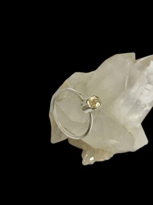 produto_22_1_photoroom_20231211_104010-eec4874cb5781ff5a517023022706067-1024-1024-1.jpeg Anel Prata e Citrino Oval Falange