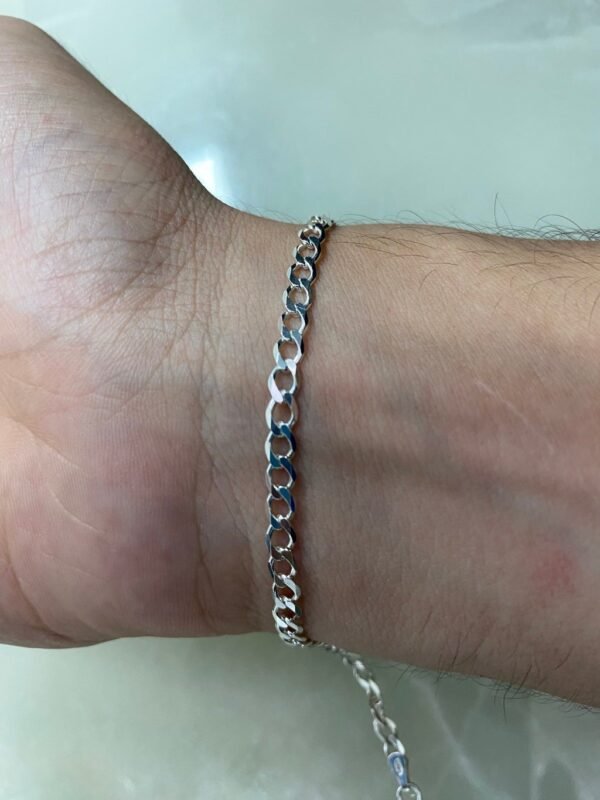 Pulseira Prata Modelo Grummet 4mm - Imagem 4