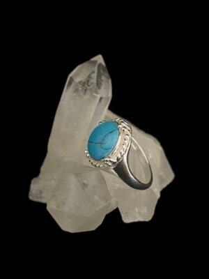 produto_256_1_photoroom_20231211_122309-3d66dcfe4c6375914d17023082544096-1024-1024-1.jpeg Anel Prata e Howlita Azul Cravada