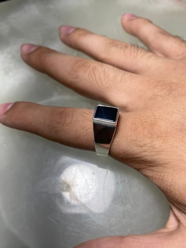 Anel Prata e Onix Modelo Social - Imagem 4