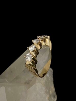 produto_258_1_photoroom_20231211_170606-4fb567cb8112681fc517023265961499-1024-1024-1.jpeg Aparador Ouro e Brilhantes