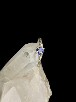 produto_263_1_photoroom_20231212_153935-f323c481c4e28f6ea217024097214676-1024-1024-1.jpeg Anel Prata e Safira Azul Modelo Viking Falange