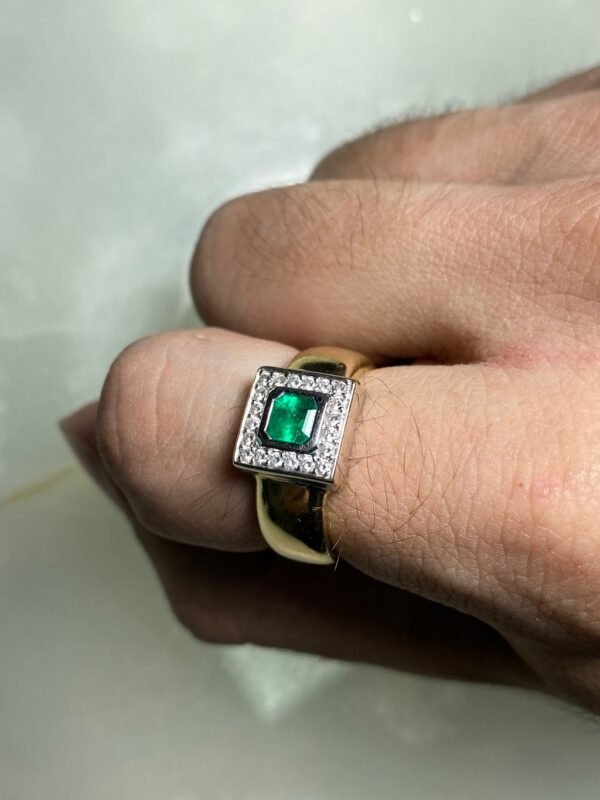 Anel Ouro, Esmeralda e Diamantes - Imagem 3