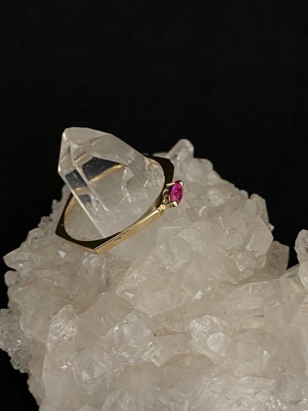 Anel Ouro modelo hexagonal e Turmalina Rosa - Imagem 2