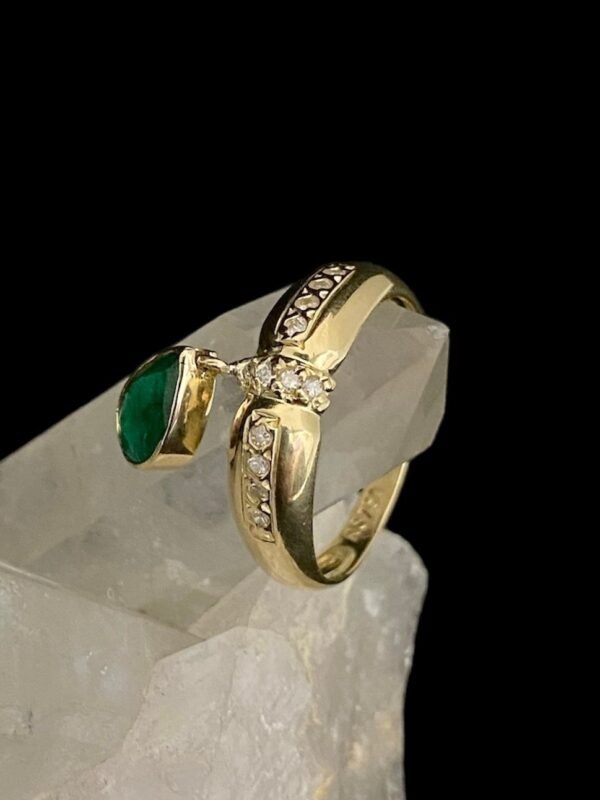 Anel Ouro, Esmeralda e Diamantes