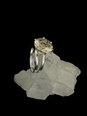 produto_303_1_photoroom_20240429_153308-75ce09776a122e9b8617144182696239-1024-1024-1.jpeg Anel Prata e Citrino