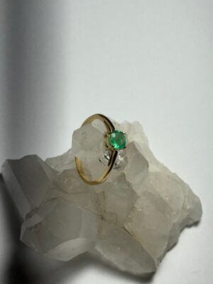 produto_307_1_img_4038-2dcf3f7bfc74ae11c017145026892785-1024-1024-1.jpeg Anel Esmeralda e Ouro 18k