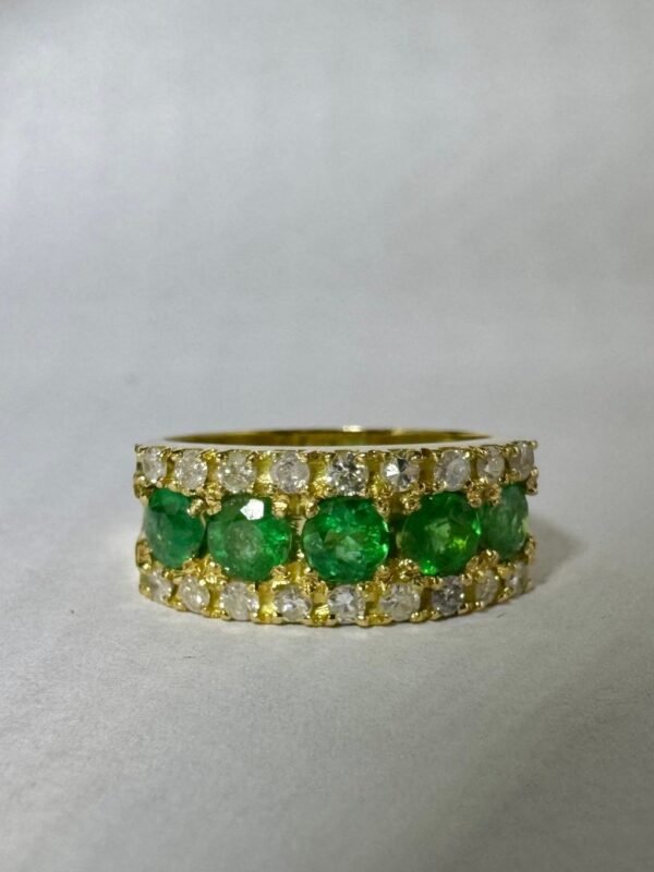 Anel Ouro, Diamantes e Esmeraldas