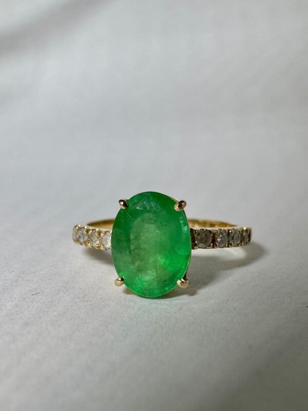 Anel Ouro, Esmeralda e Diamantes