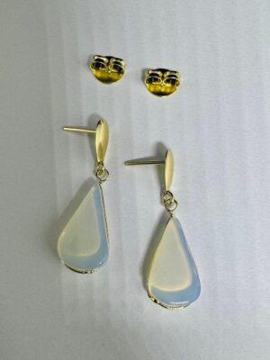 produto_364_1_img_9748-8c763d8fb43bad3ff417255402564670-1024-1024-1.jpeg Brinco Semi-Jóia Opalina Gota