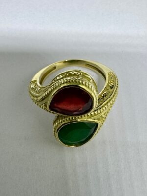 produto_367_1_img_0141-d1a7ed9d1da02b33cd17261707335772-1024-1024-1.jpeg Anel Ouro, Esmeralda e Rubi