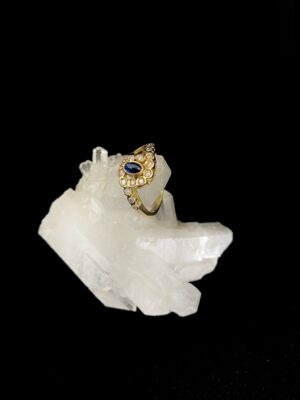 produto_69_1_img_7946-bdf8efb9393bf9d8c116974955581197-1024-1024-1.jpeg Anel Safira Azul e Diamantes