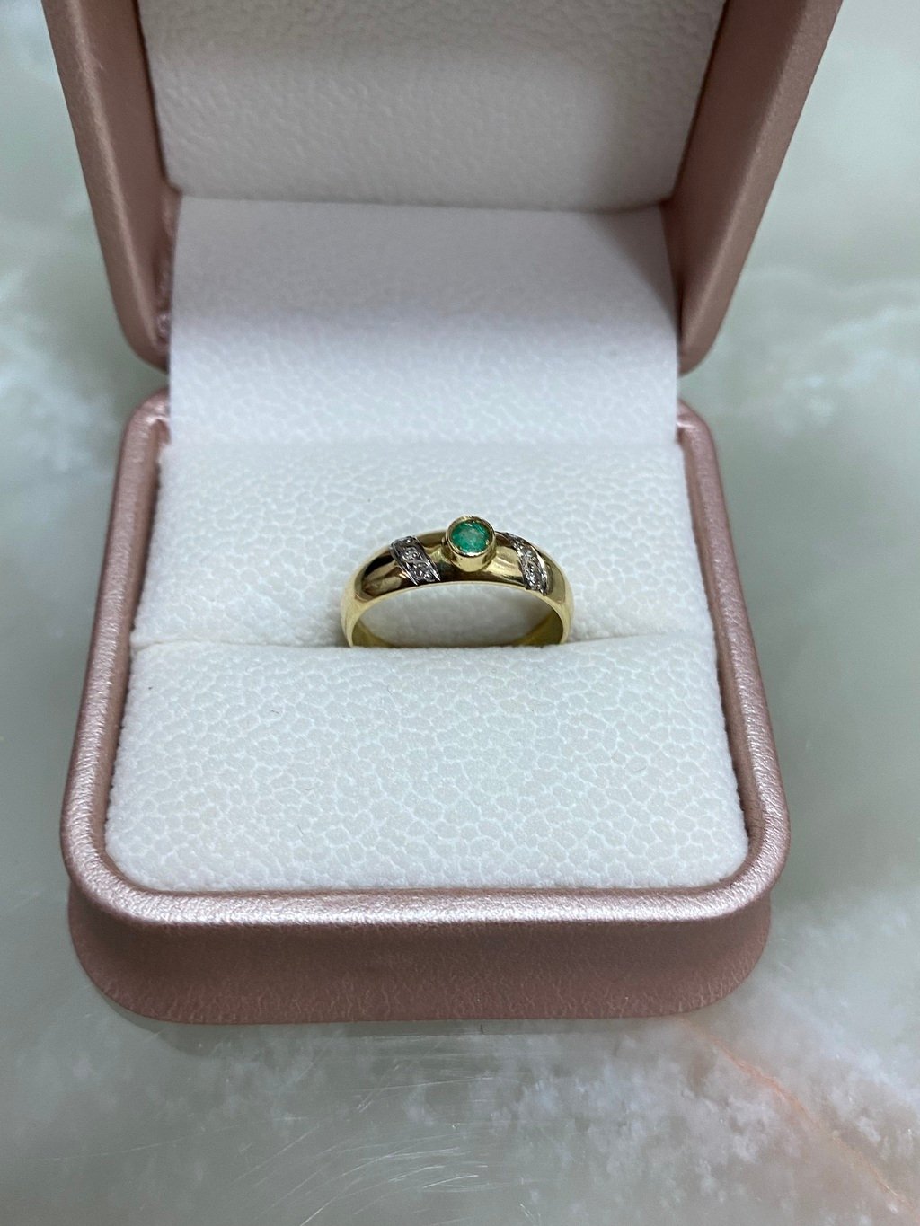 Anel Ouro Esmeralda e Diamantes - Imagem 5