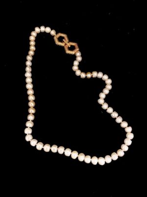 produto_9_1_img_08691-605a5a16648b27b26c16902299927062-1024-1024-1.jpeg Colar de Pérolas Brancas